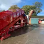 Monstafill Fieldload Pro Tong Engineering Vegetable loading cleaning