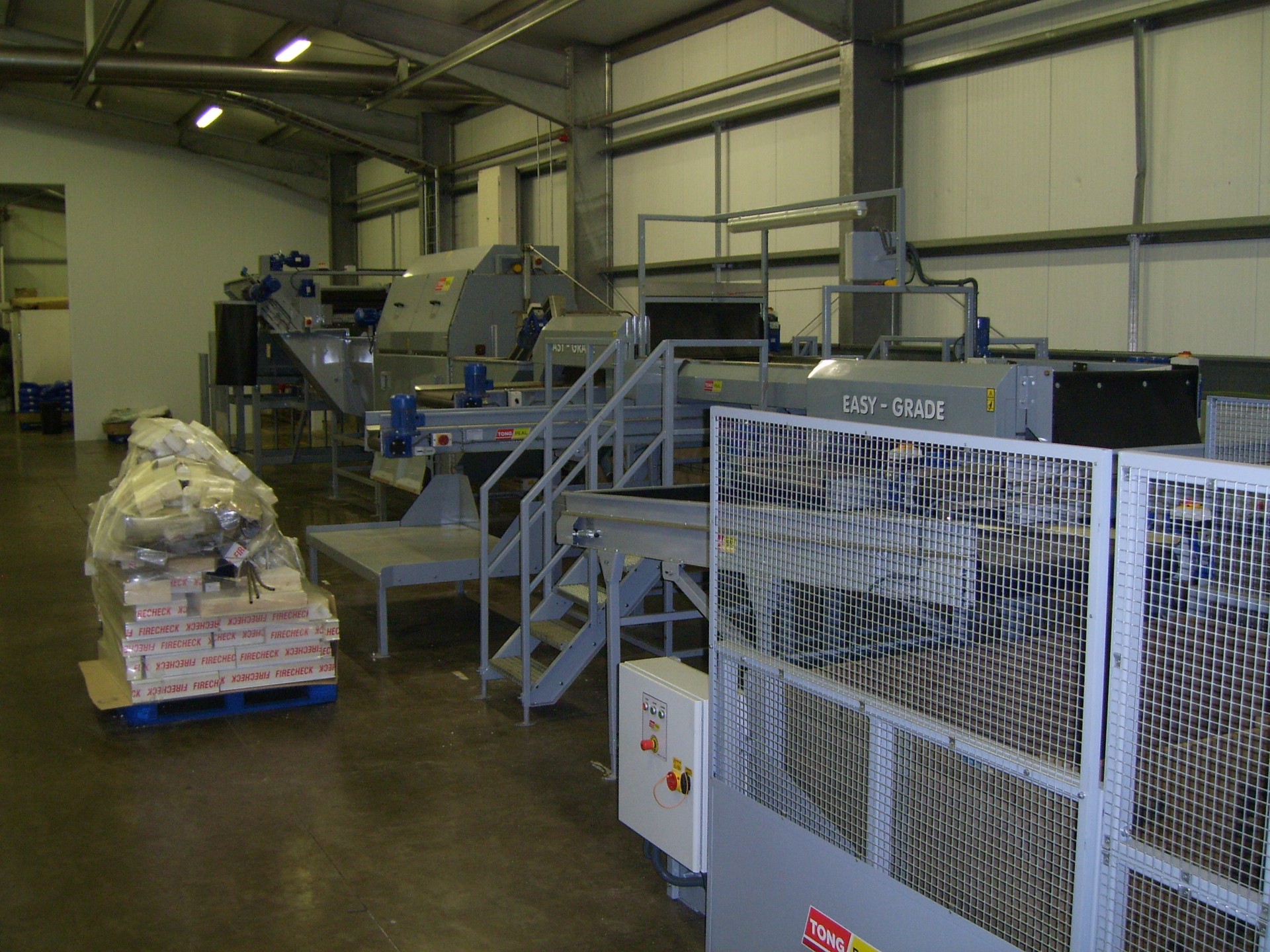 Tong Potato Crisp Washing Line Potato Grading Destoning Crisp Factory