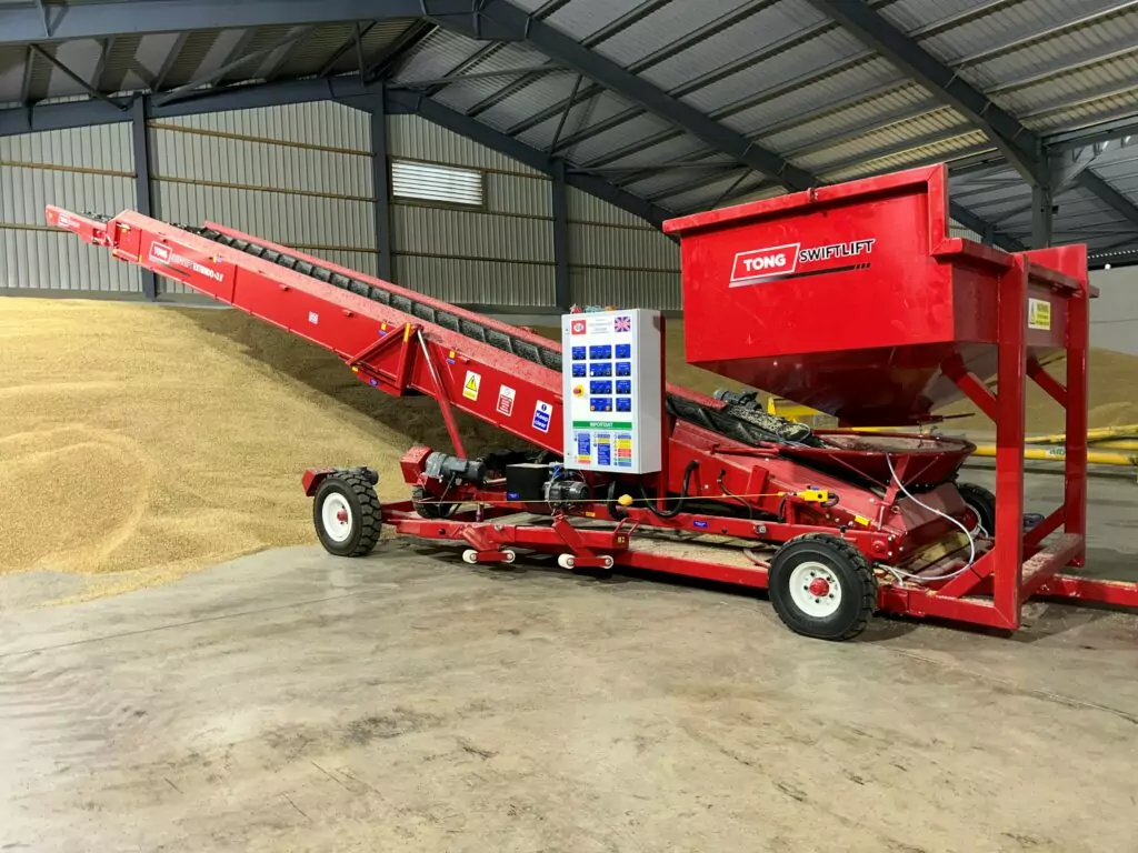 Extendo elevator grain store | Electrics and control equipment | Tong Swift Lift