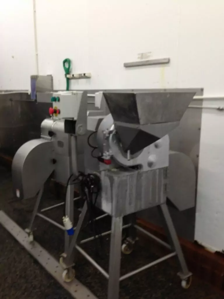 PL 40K industrial potato peeling machine – KRONEN