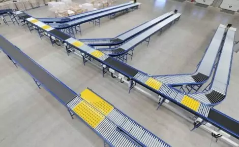 Powered roller conveyor tray conveyor